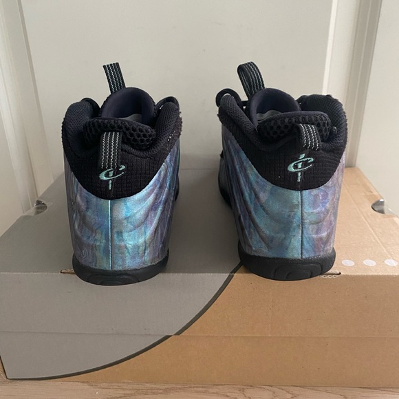 Nike Lil\' Posite One PRM Aurora Green Kids Sneakers - SZ 1 Y main image 6